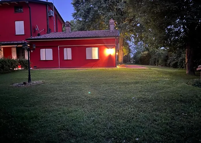 Tenuta Ferrari * Cortile